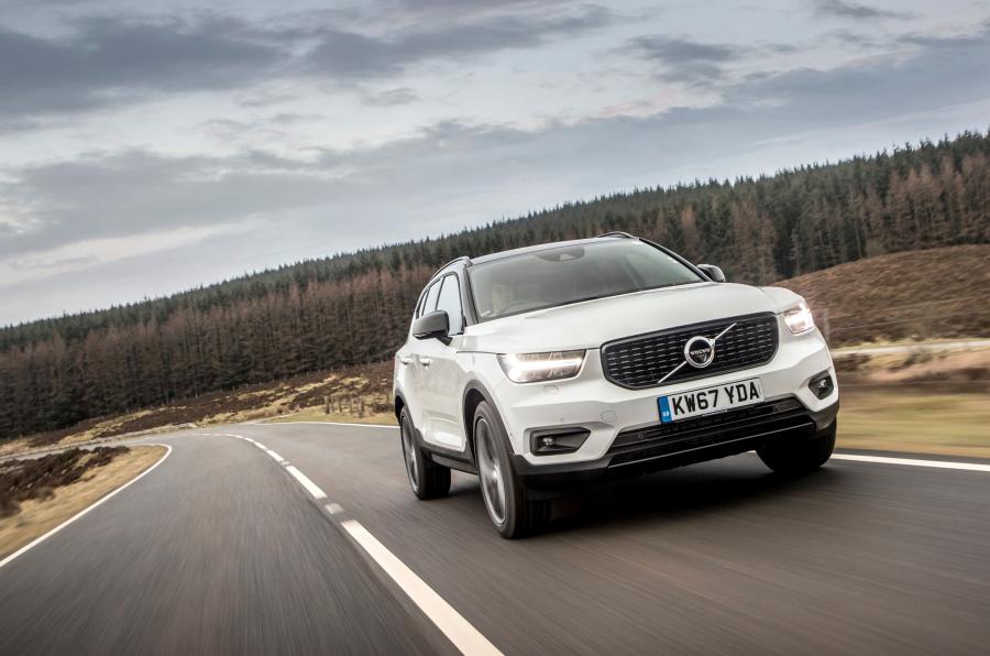  Volvo XC40 T5 R-Design 2017 года  (UK) (фото 21 из 41)